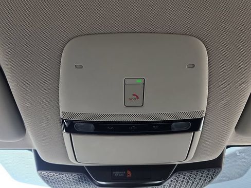 Used 2024 Nissan Ariya AWD image 19
