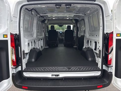 New 2025 Ford Transit 250 Low Roof image 43