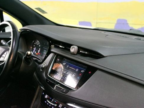 Used 2021 Cadillac XT5 Premium Luxury AWD/4WD image 12