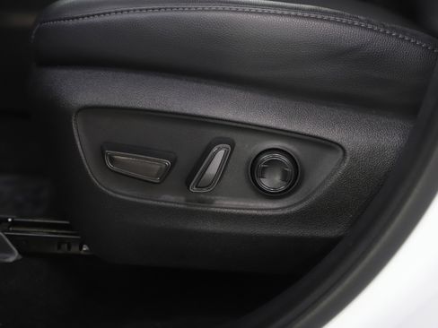 Used 2024 Toyota Grand Highlander Limited image 31