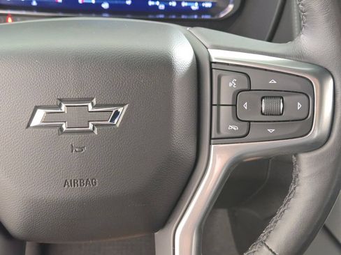 Used 2022 Chevrolet Tahoe Z71 w/ Luxury Package AWD/4WD image 29