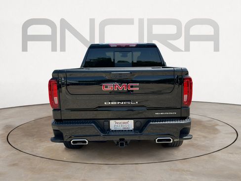 Used 2025 GMC Sierra 1500 Denali AWD/4WD image 9