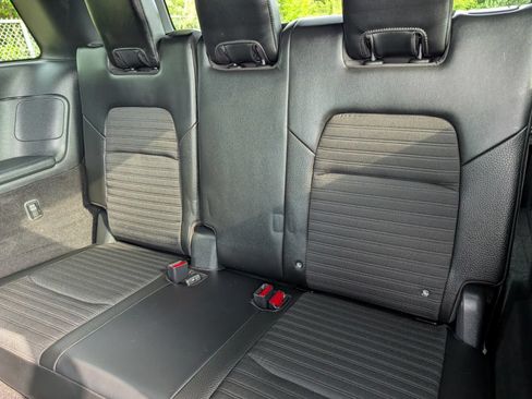 Used 2024 Nissan Pathfinder Rock Creek AWD/4WD image 23