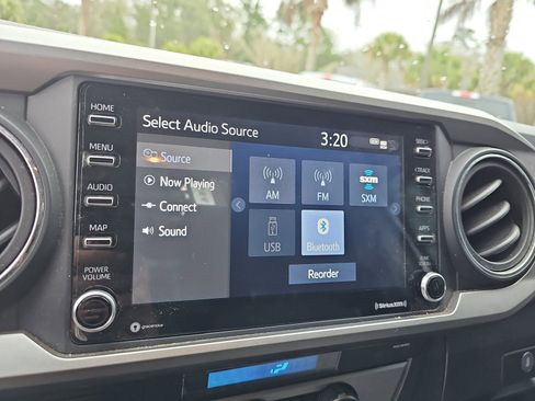 Used 2022 Toyota Tacoma SR5 image 22