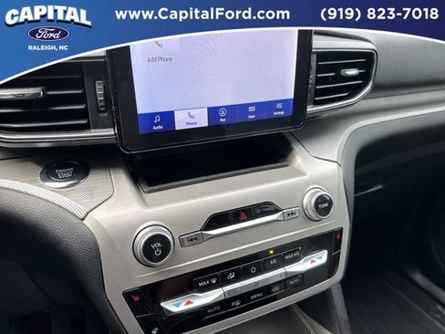 Certified 2022 Ford Explorer XLT w/ Equipment Group 202A AWD/4WD image 27
