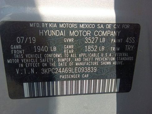 Used 2020 Hyundai Accent SE FWD image 18