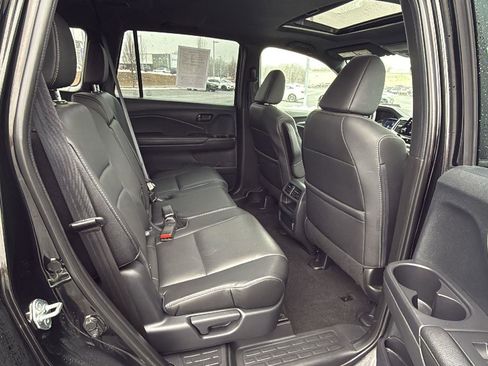 Used 2023 Honda Passport EX-L image 21