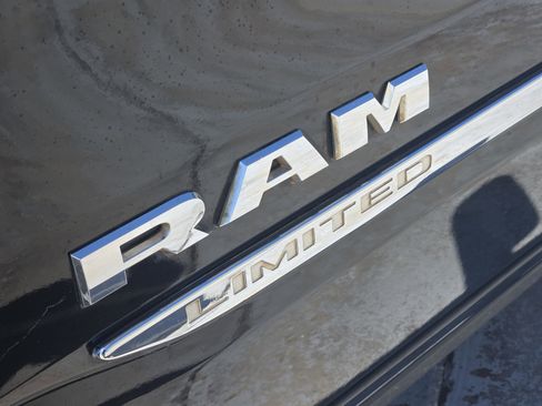 Used 2020 RAM 1500 Limited w/ Off Road Group AWD/4WD image 14
