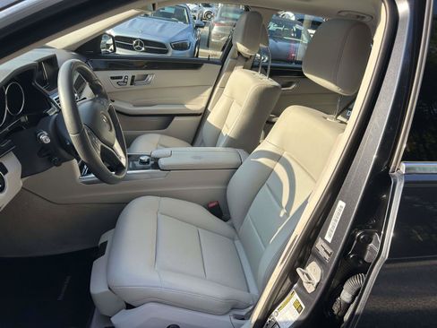 Used 2014 Mercedes-Benz E 350 Sedan image 33