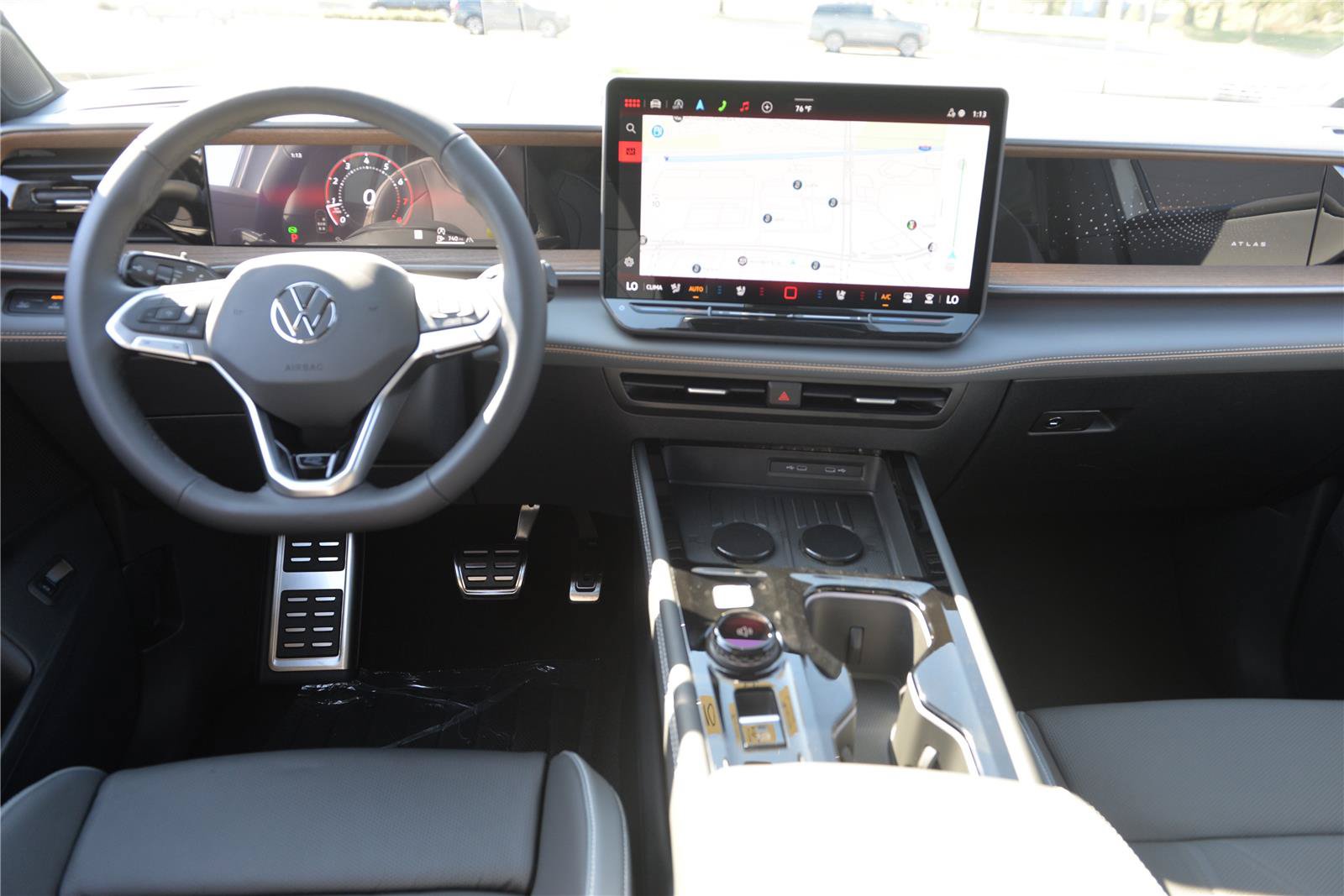 New 2027 Volkswagen Atlas SEL R-Line AWD/4WD image 22