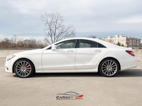 Used 2017 Mercedes-Benz CLS 550 w/ Premium 2 Package image 4
