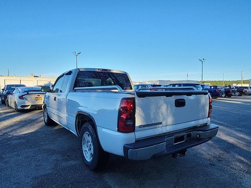 Used 2006 Chevrolet Silverado 1500 LT image 3