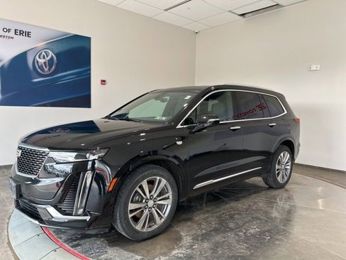 Used 2020 Cadillac XT6 Premium Luxury w/ LPO, Floor Liner Package image 2