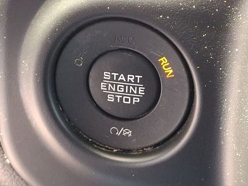 Used 2023 Jeep Wrangler Unlimited Sahara AWD/4WD image 26