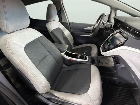 Used 2020 Chevrolet Bolt LT image 30