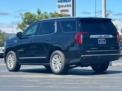 Used 2024 GMC Yukon SLT AWD/4WD image 6