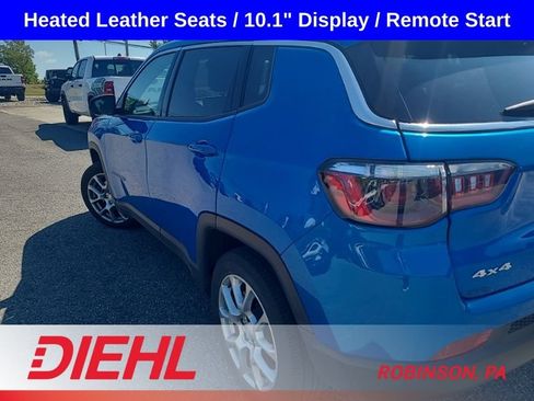 Used 2024 Jeep Compass Latitude AWD/4WD image 8