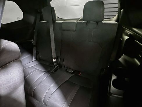 Used 2023 Honda Pilot Sport image 26