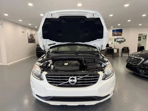 Used 2015 Volvo XC60 T5 Premier FWD image 36