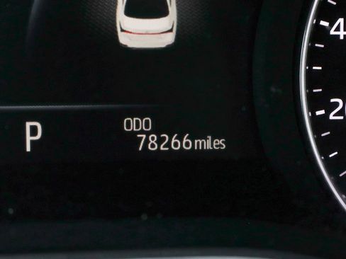 Used 2020 Toyota Avalon XSE image 24