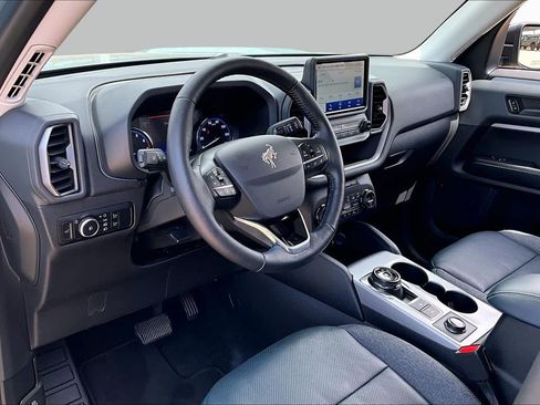 Used 2021 Ford Bronco Sport Outer Banks AWD/4WD image 16