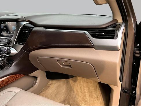 Used 2015 Chevrolet Suburban LTZ AWD/4WD image 18