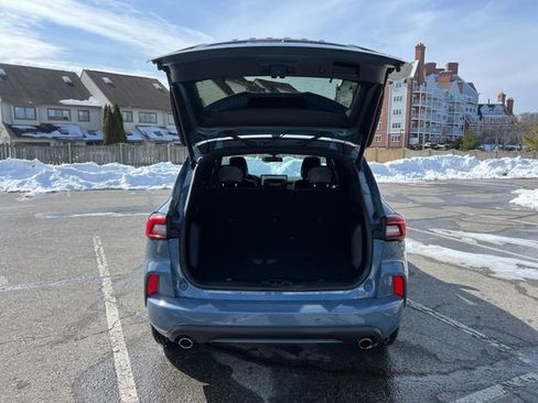 Certified 2023 Ford Escape ST-Line w/ Tech Pack #1 image 28