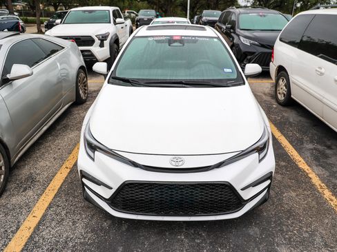 Used 2025 Toyota Corolla SE FWD image 5