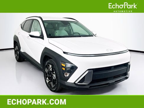 Used 2025 Hyundai Kona SEL FWD image 1