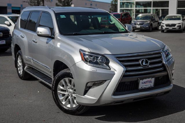 Used 2016 Lexus GX 460 w/ Premium Package AWD/4WD image 5