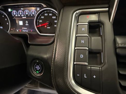 Used 2021 Chevrolet Tahoe Premier w/ Premium Package AWD/4WD image 16