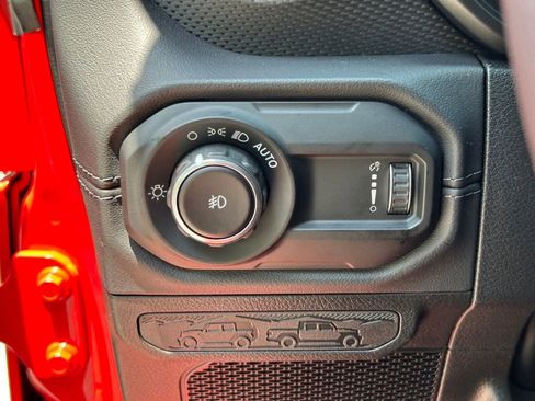 New 2024 Jeep Wrangler Unlimited Rubicon image 36