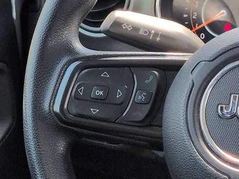 Used 2019 Jeep Wrangler Unlimited Sport AWD/4WD image 23