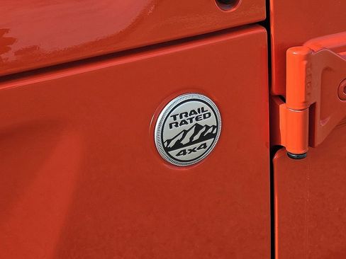 Used 2018 Jeep Wrangler Unlimited Sport S image 13