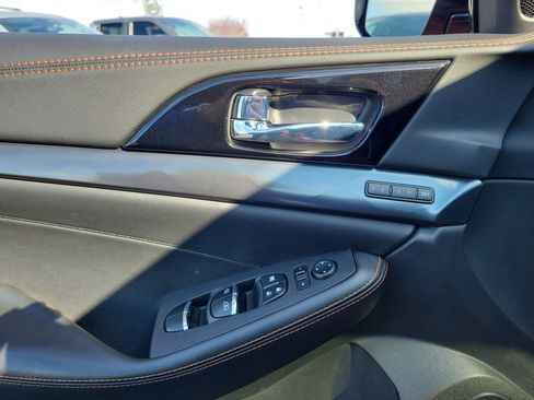 Used 2020 Nissan Maxima SR w/ Sport Mat Group image 17