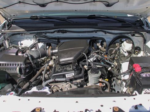 Used 2013 Toyota Tacoma Base image 11