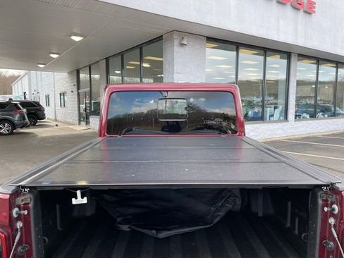 Used 2022 Jeep Gladiator Rubicon w/ LED Lighting Group AWD/4WD image 32