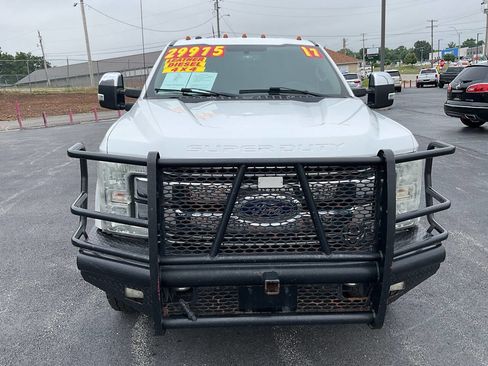 Used 2017 Ford F250 Lariat w/ Chrome Package AWD/4WD image 8