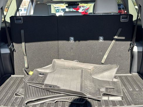 Certified 2025 Toyota Grand Highlander FWD image 30