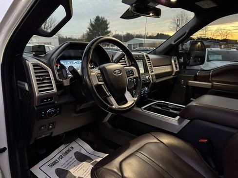 Used 2017 Ford F250 Platinum w/ Platinum Ultimate Package image 10
