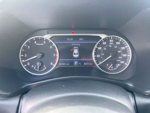 Used 2024 Nissan Sentra SV FWD image 19