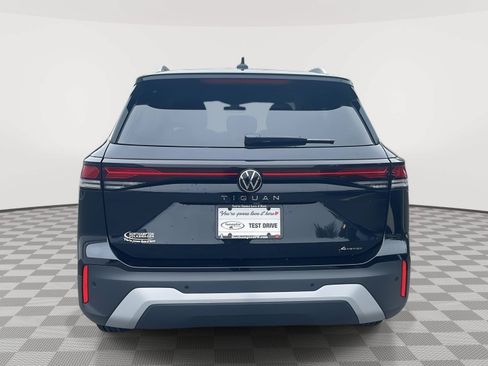 New 2026 Volkswagen Tiguan S AWD/4WD image 7