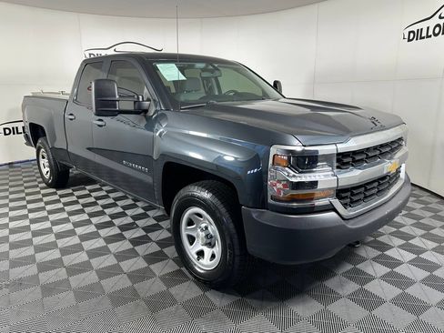Used 2017 Chevrolet Silverado 1500 W/T AWD/4WD image 10
