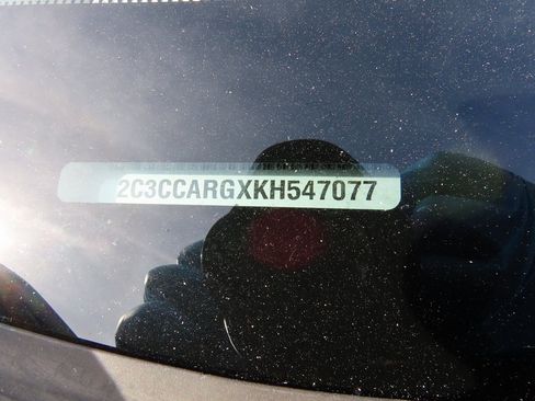 Used 2019 Chrysler 300 Touring L w/ Quick Order Package 22F image 39