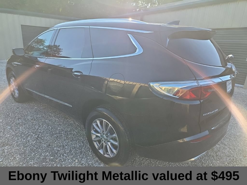 Used 2023 Buick Enclave Essence FWD image 3