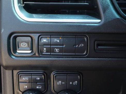 Used 2022 Chevrolet Tahoe RST w/ Sport Performance Package AWD/4WD image 24