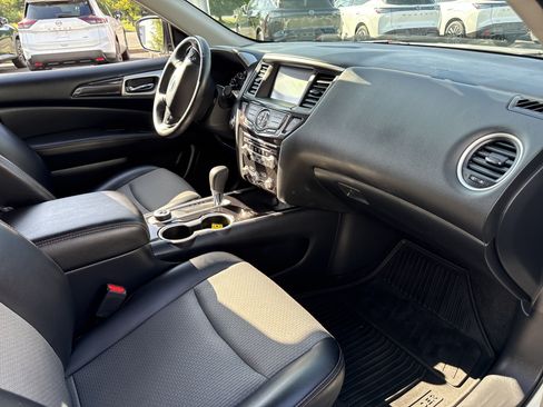 Used 2019 Nissan Pathfinder SV w/ Rock Creek Edition AWD/4WD image 21