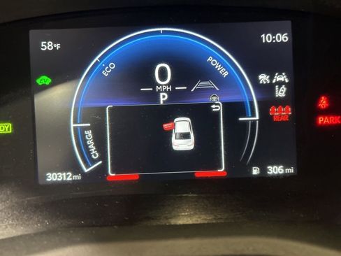 Used 2025 Toyota Camry LE image 26