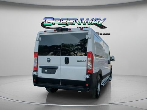 Used 2025 RAM ProMaster 2500 w/ U-Haul Equipment Group FWD image 29