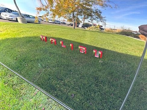 Used 2021 Chevrolet Malibu LT w/ Redline Edition image 3